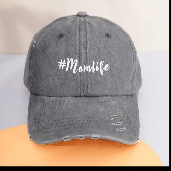 Stylish MOM LIFE Embroidered Baseball Cap with Ponytail hole - Picture 3 of 5